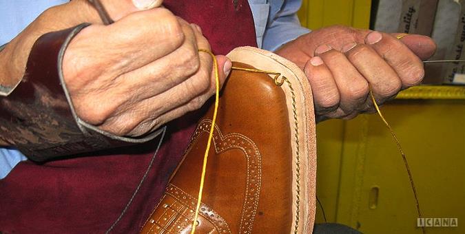 ۹۰ درصد تولید کفش چرمی و دستدوز کشور مربوط به شهر تبریز است.