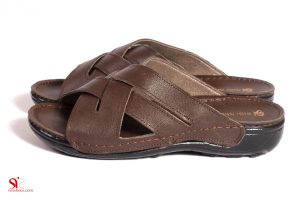 دمپایی قهوه ای رنگ مردانه کاملا دستدوز چرم تبریز