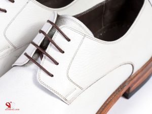 چرم سفید برای کفش مردانه دامادی مدل پالاما