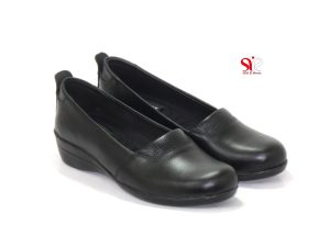 کفش زنانه آدریانا با لژ سه و نیم سانتی متری رنگ مشکی - کفش زنانه سی سی