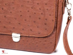 کیف رو دوشی عسلی با چرم شترمرغ