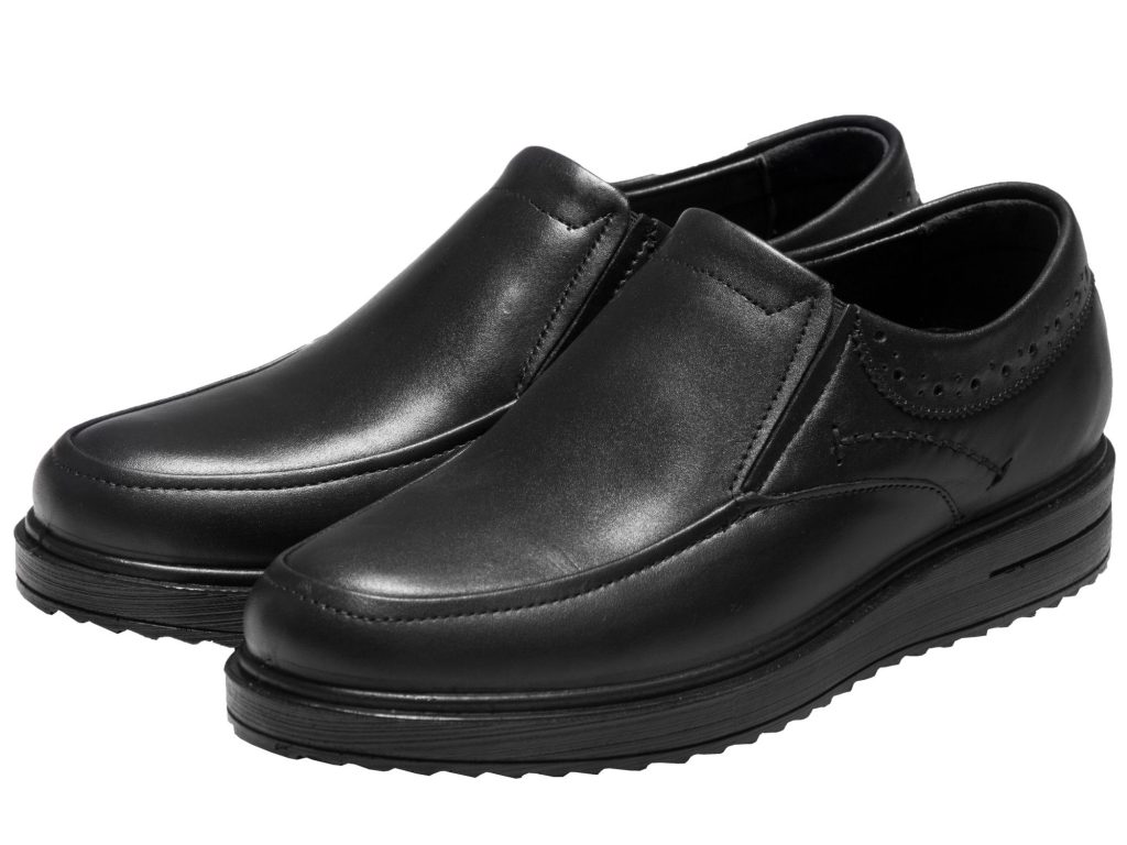 عکس مدل کفش پرسنلی اداری مردانه رنگ مشکی هوگو