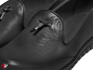 رویه چرم نرم کفش طبی راحت زنانه رنگ مشکی مدل سلنا سی سی