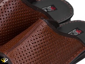 دمپایی تابستانی سی سی مدل کونته رنگ عسلی چرمی