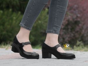 کفش زنانه پاشنه دار مدل وارلین رنگ مشکی