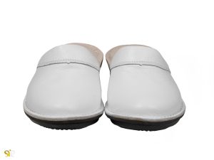 دمپایی زنانه مناسب بیمارستان و مراکز درمانی مدل پانیسا - رنگ سفید