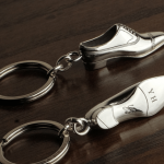 انواع مدل جا کلیدی، در طرح هایی از کفش (Shoes keychains)