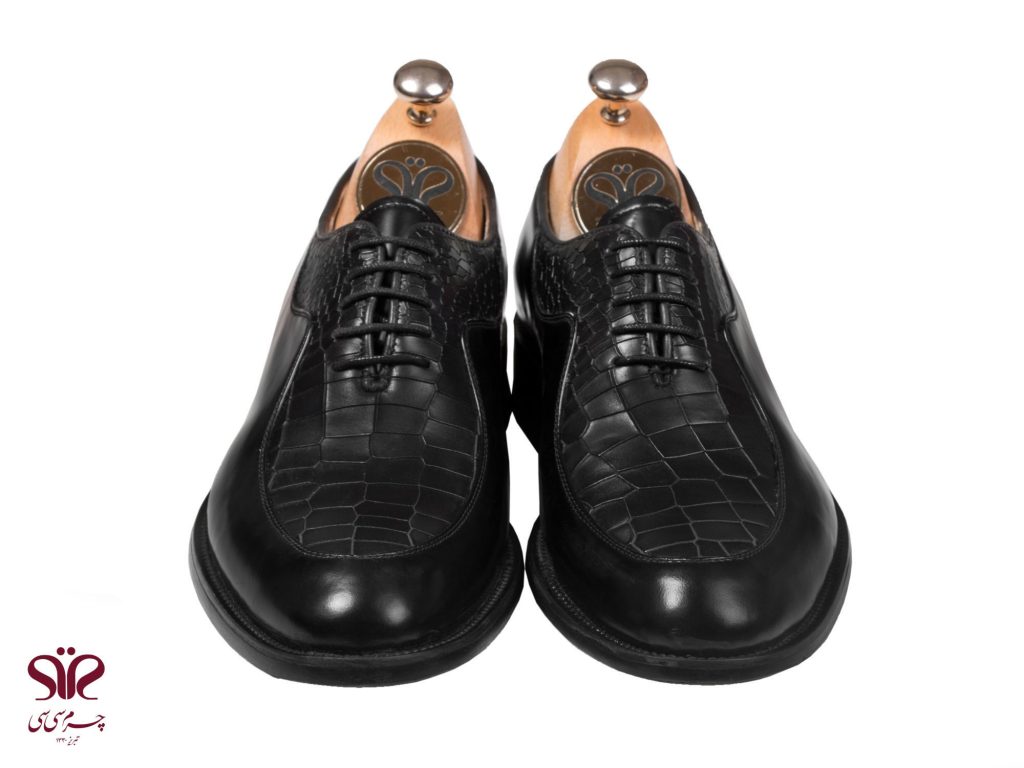 کفش مردانه رسمی مناسب استایل رسمی و نیمه رسمی مدل گلبرگ مشکی