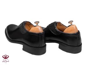 کفش مردانه پاشنه سه سانتی متری مدل گلبرگ مشکی