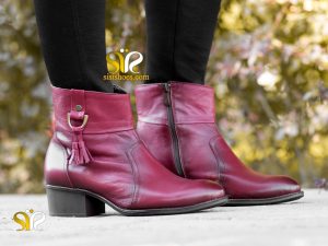 عکس مدل نیم پوتین زنانه کاردین رنگ زرشکی - کفش تبریز