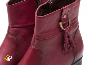 نیم بوت زنانه تخت مدل کاردین رنگ زرشکی - کفش سی سی