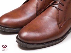 بوت مردانه نوک گرد چرمی مدل سوارز عسلی