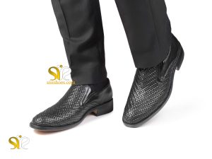 کفش چرم بافتی سی سی رنگ مشکی