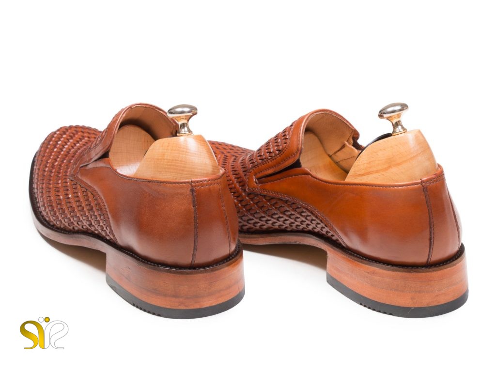 کفش مجلسی مردانه با پاشنه چرم مدل بافتی پلاس رنگ عسلی