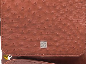 چرم شترمرغ عسلی کیف چرم رو دوشی لمسر سی سی