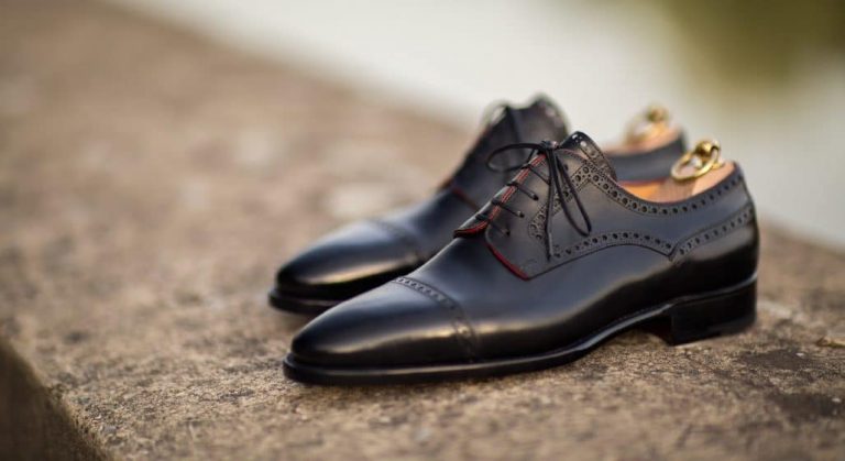Read more about the article 15 کفش مردانه مارک و با کیفیت که باید بشناسید