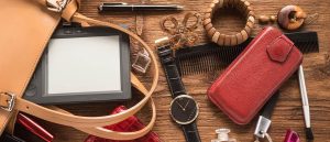 Read more about the article چند نکته مهم در تمیز کردن کیف؛ کیف خود را چگونه تمیز کنیم؟