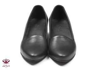 کفش زنانه چرمی مناسب برای محیط اداری و رسمی مدل کنسیس مشکی