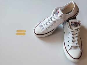 Read more about the article روش های تمیز کردن کفش های سفید رنگ