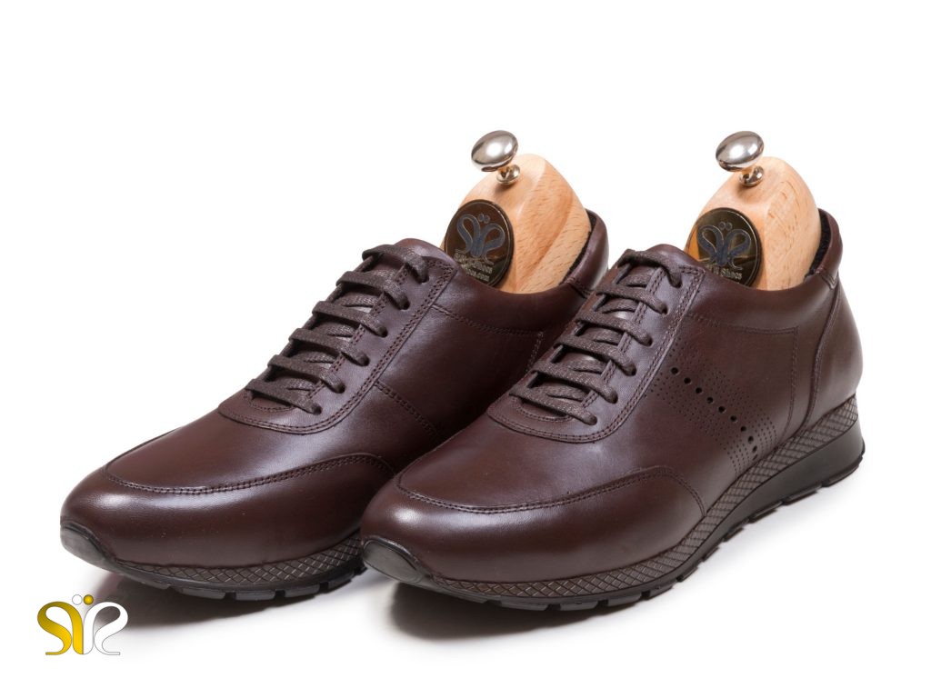 عکس مدل کفش اسپرت رنگ قهوه ای مردانه