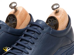 کفش اسپرت بنددار سورمه ای