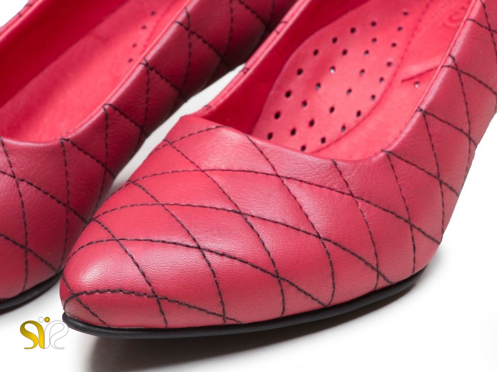 کفش شیک زنانه پاشنه دار رنگ قرمز