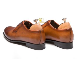 پاشنه تخت کفش مردانه دستدوز