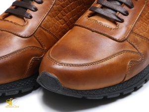 کش اسپرت مردانه رنگ عسلی آجری