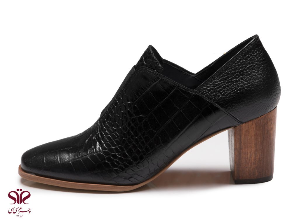 کفش زنانه مجلسی با پاشنه چوبی مدل رامونا مشکی