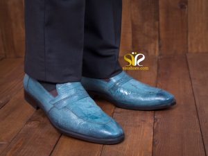 کفش آبی پوست کروکودیلی