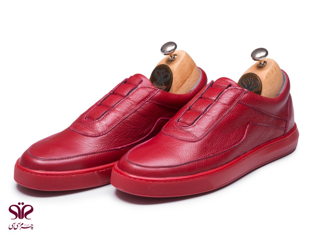 عکس کفش قرمز اسپرت مردانه