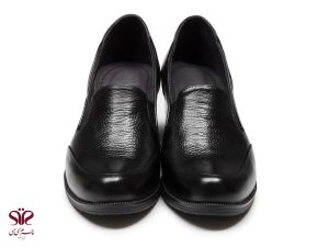کفش زنانه چرمی مناسب برای محیط دانشگاهی مدل سارای مشکی
