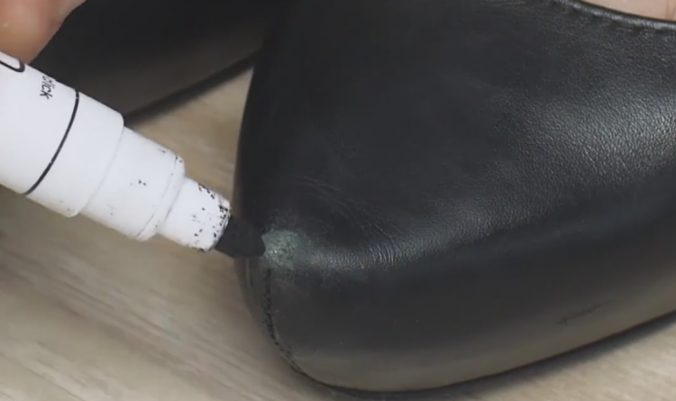 کفش های چرم دفرمه شده و آسیب دیده را چگونه تعمیر کنیم؟