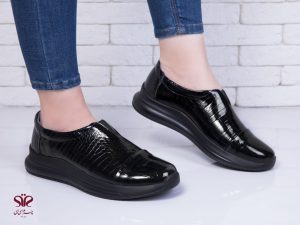کفش زنانه روزمره مدل براق رنگ مشکی
