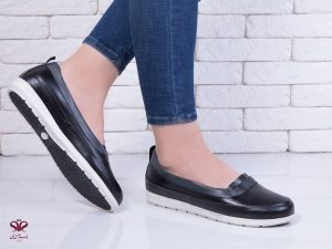کفش کالج زنانه مدل چشمه مشکی