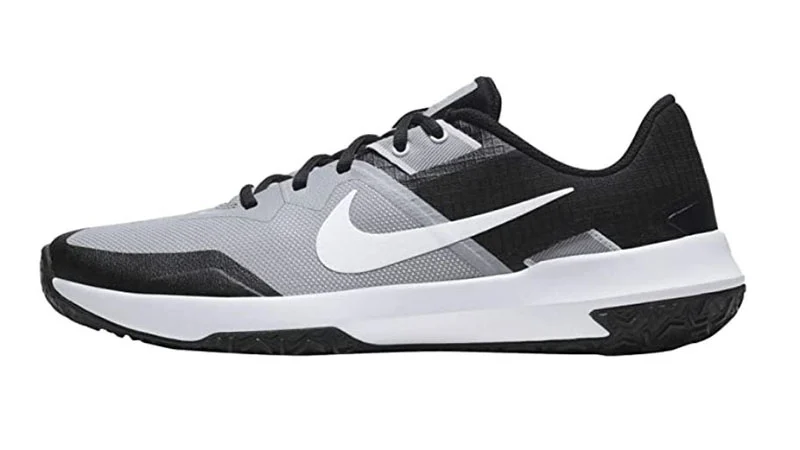 کفش Nike Varsity Compete TR3