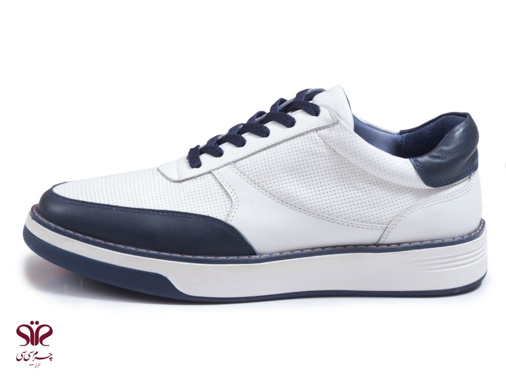 کفش مردانه لژدار با رویه و آستر چرم طبیعی مدل کانر سفید